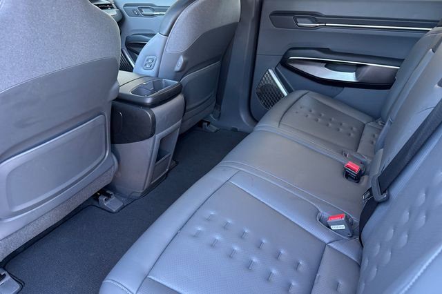 Certified 2024 Kia EV9 Wind AWD/4WD image 15