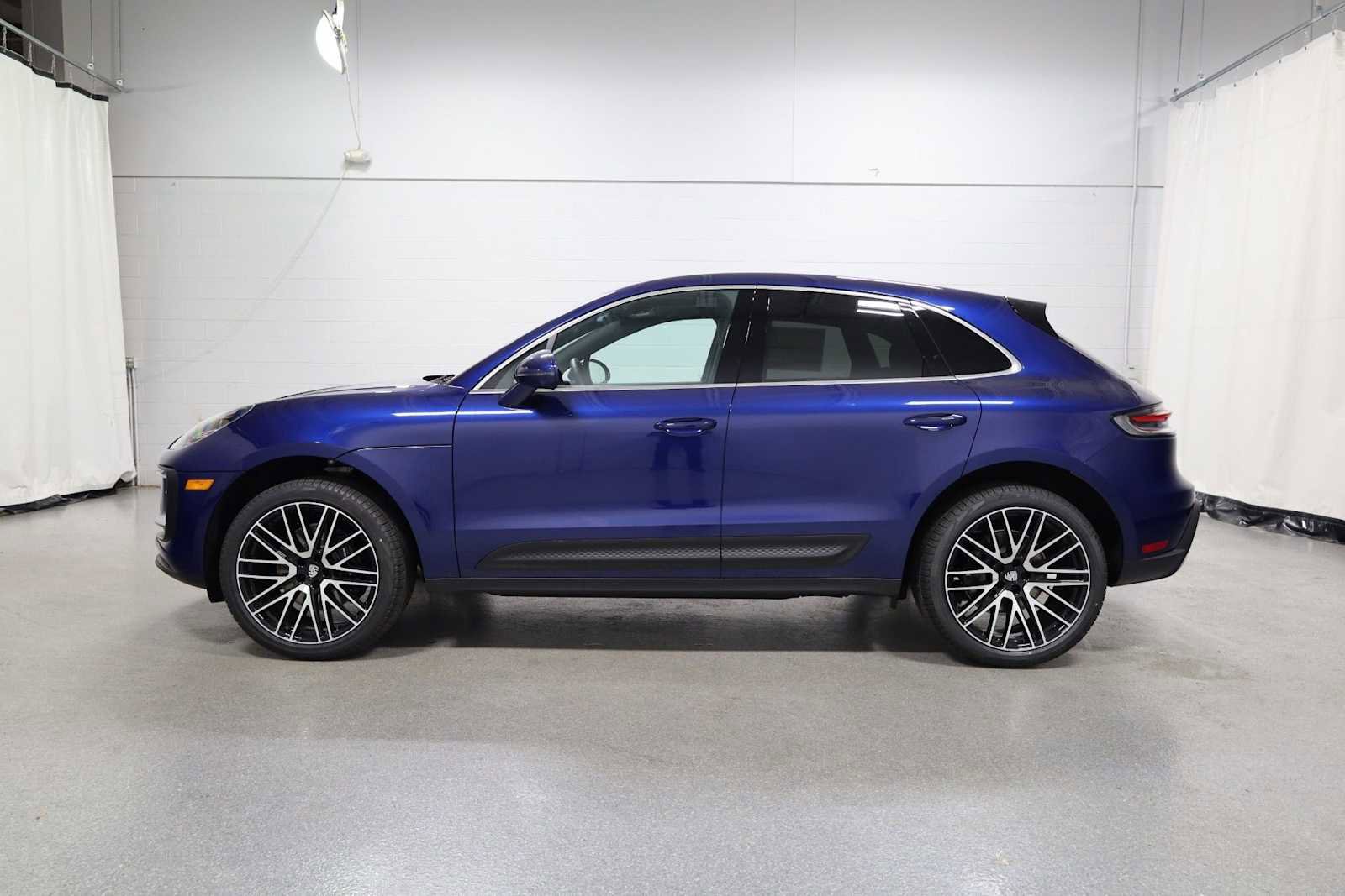New 2026 Porsche Macan S image 2