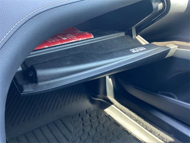 Used 2022 Toyota Camry SE image 30