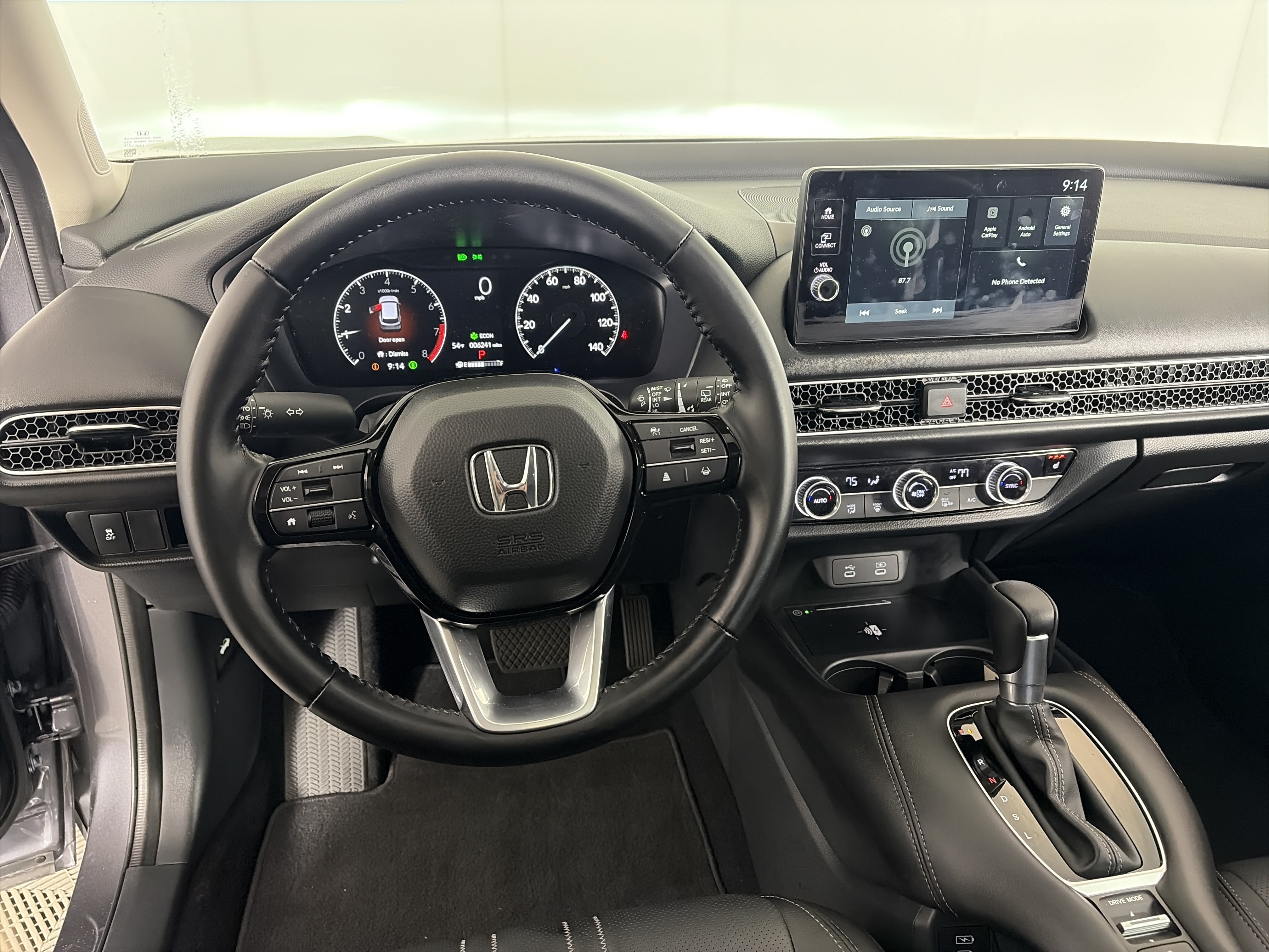 Used 2026 Honda HR-V EX-L image 3