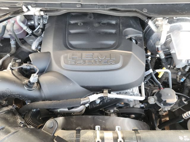Used 2025 RAM 2500 Big Horn AWD/4WD image 40