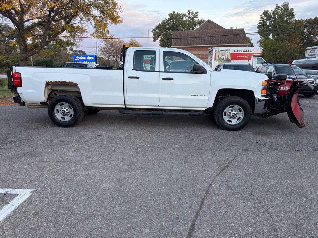Used 2015 Chevrolet Silverado 2500 W/T w/ Snow Plow Prep Package AWD/4WD image 4
