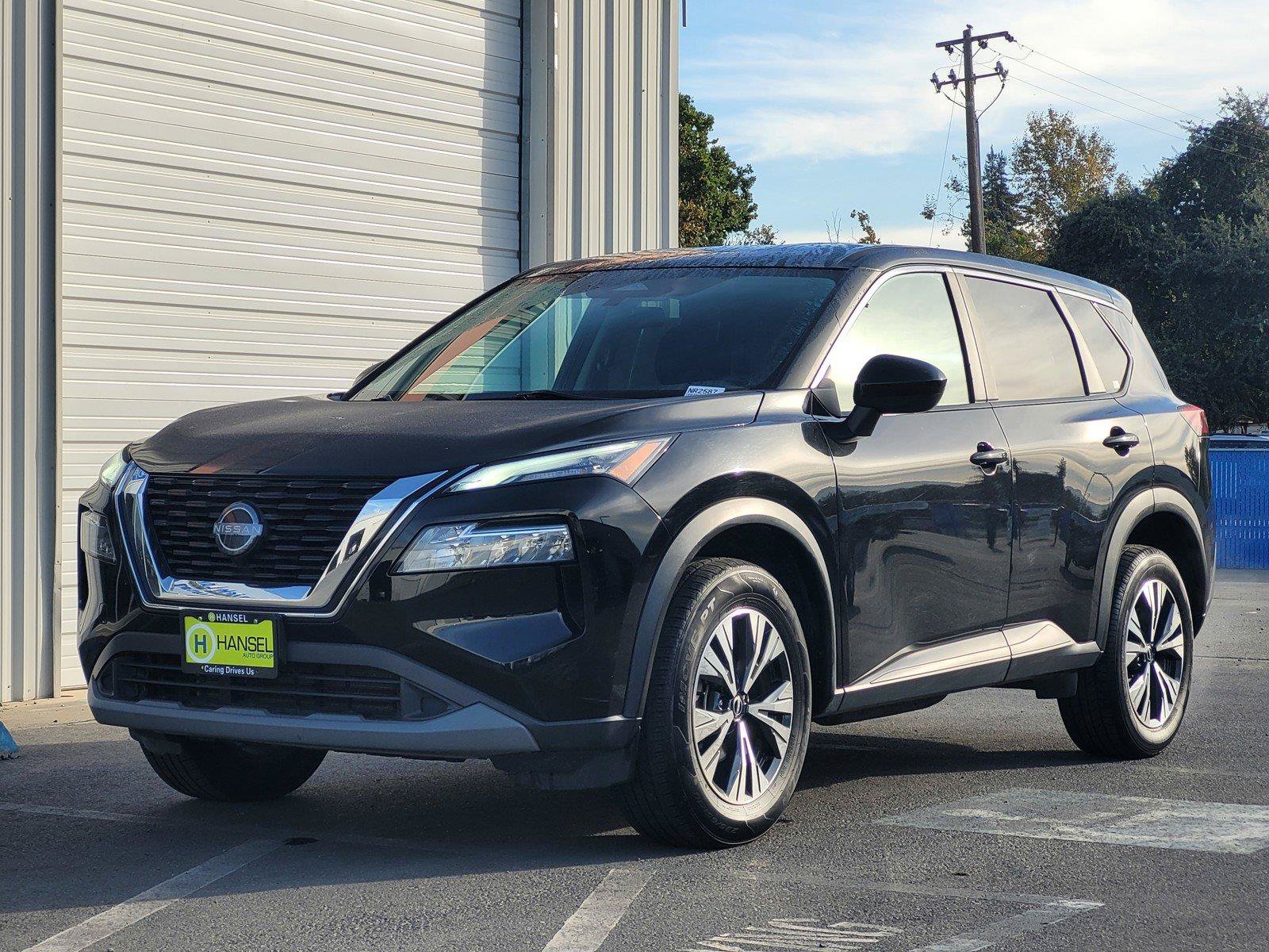 Used 2023 Nissan Rogue SV FWD image 8