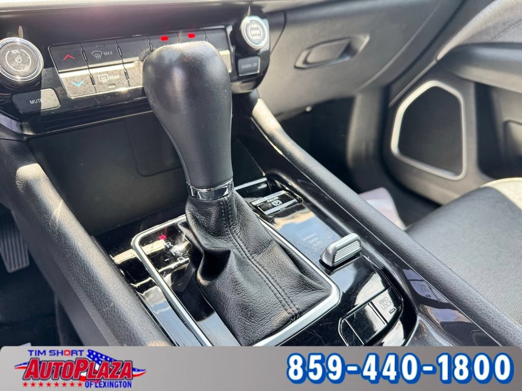 Used 2024 Jeep Compass Latitude AWD/4WD image 34
