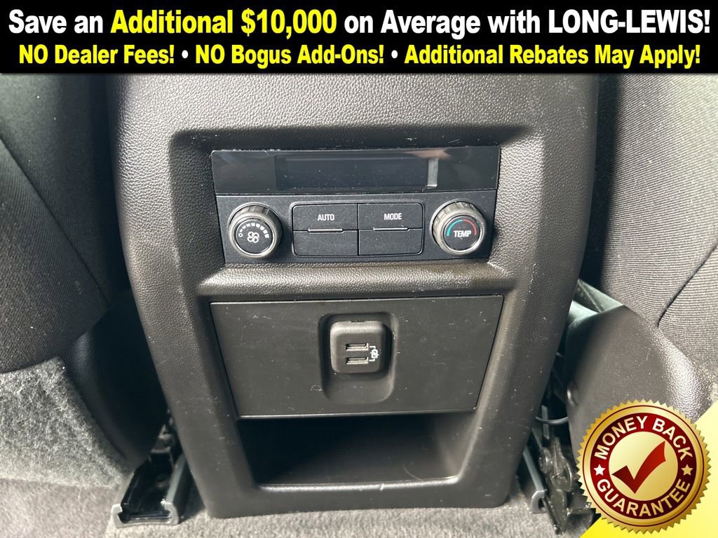 Used 2020 Chevrolet Traverse LT image 21