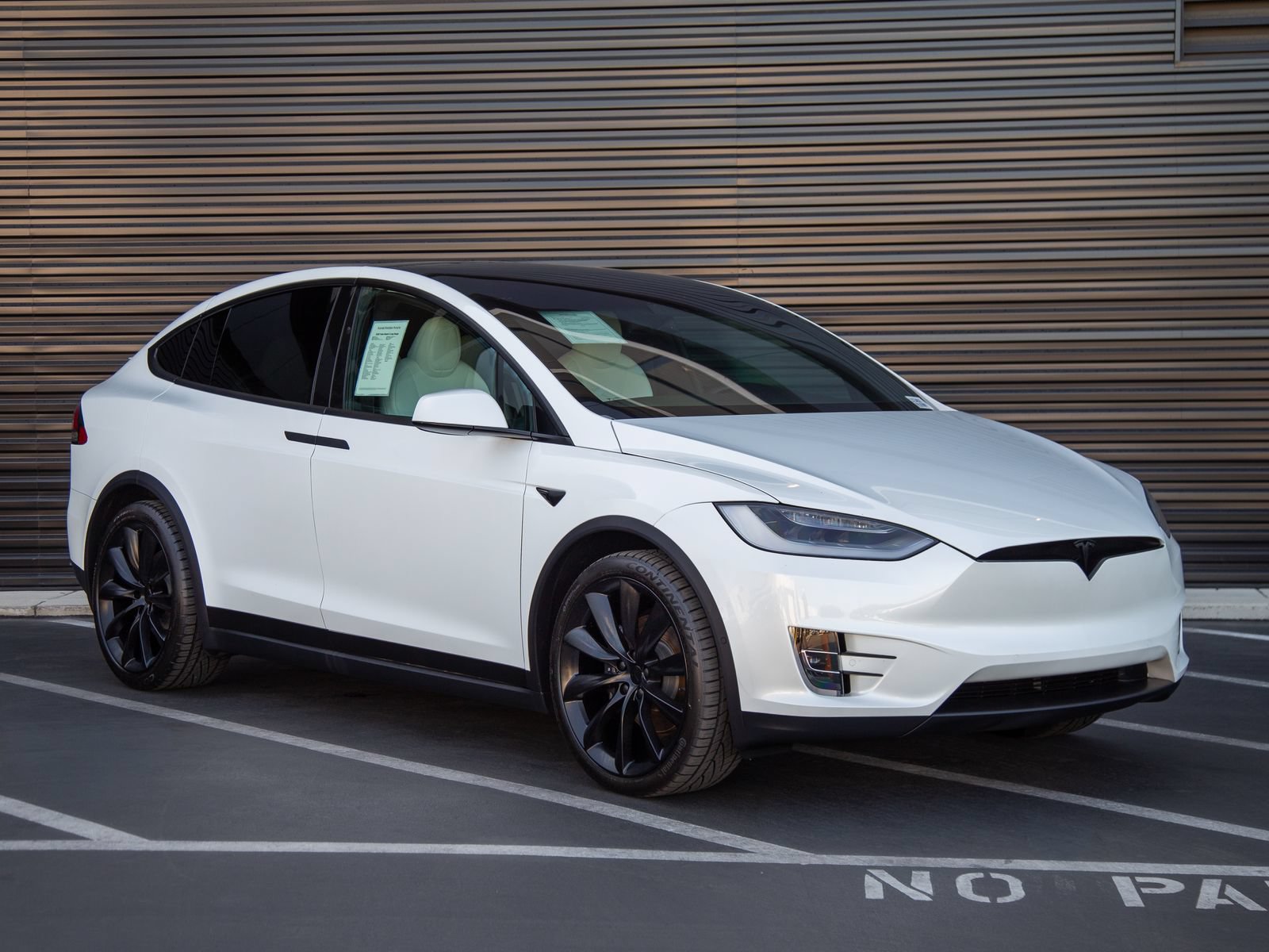 Used 2020 Tesla Model X Long Range AWD/4WD image 9