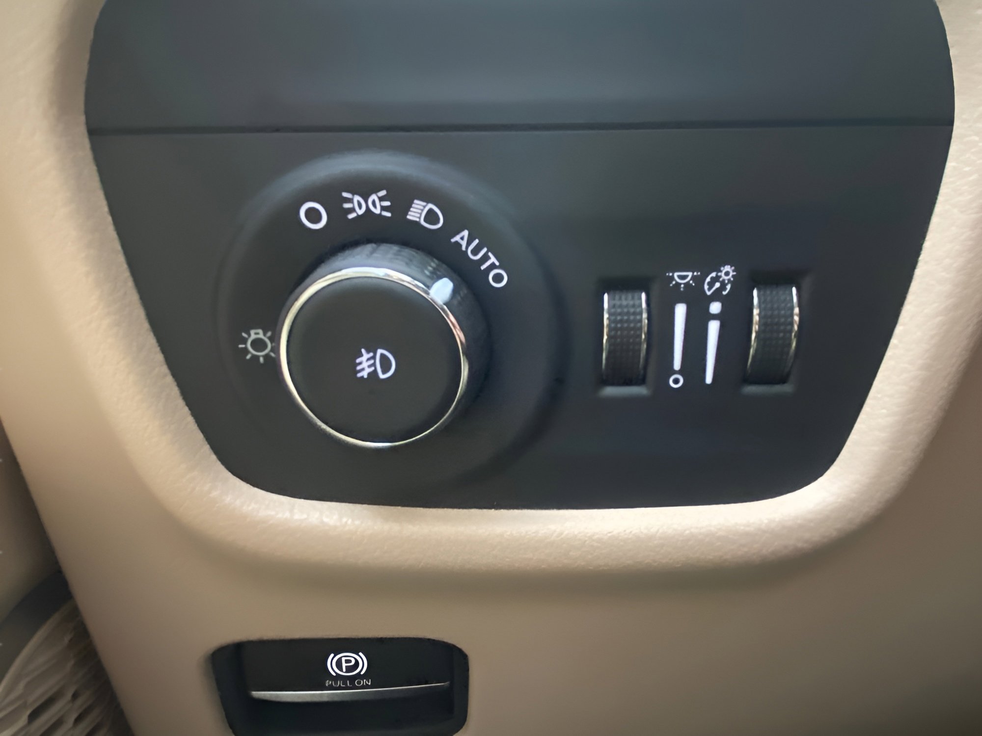 Used 2023 Jeep Grand Cherokee L Limited w/ Luxury Tech Group II AWD/4WD image 21
