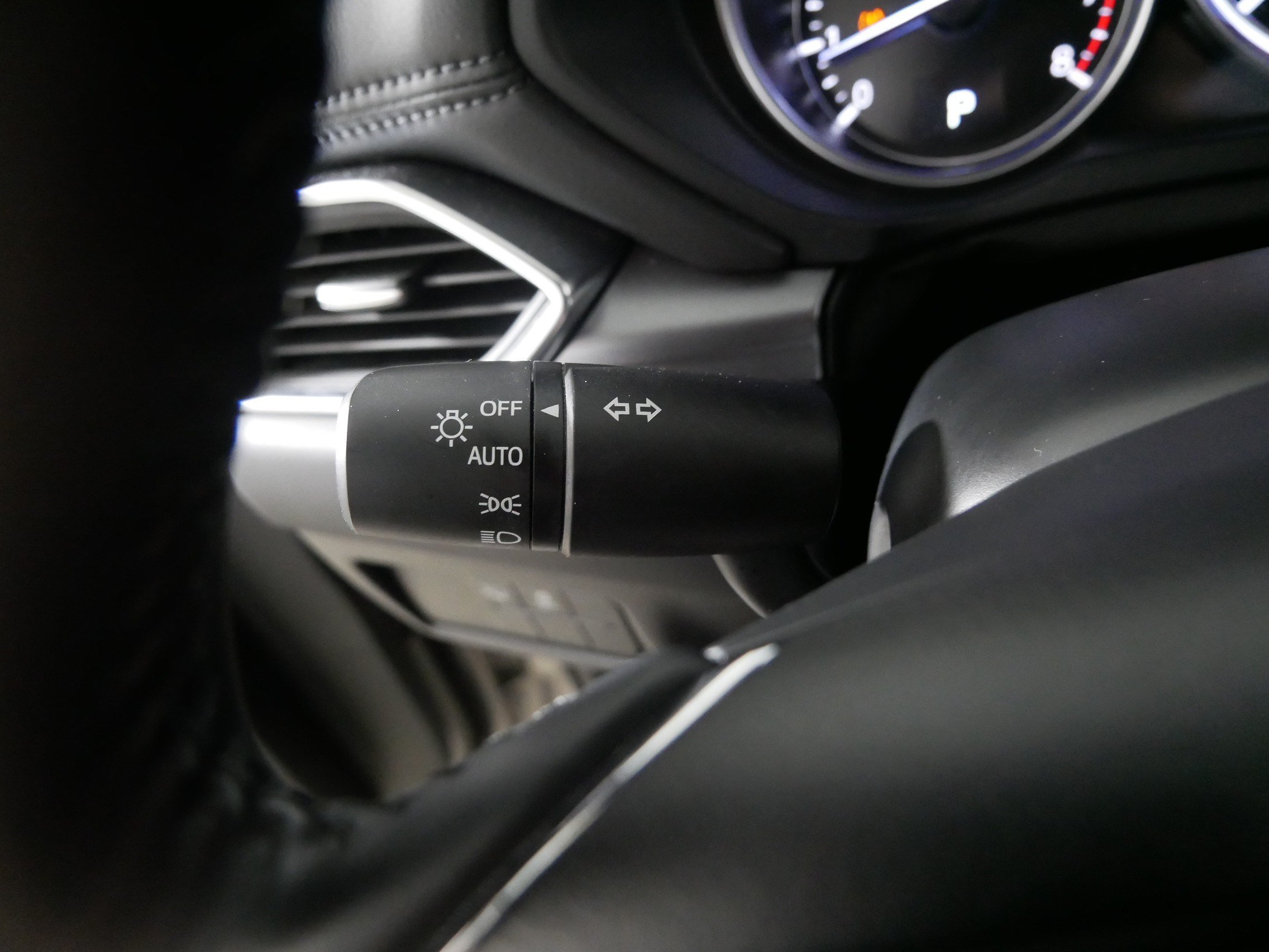 Used 2025 MAZDA CX-5 AWD 2.5 S w/ Select Package image 32