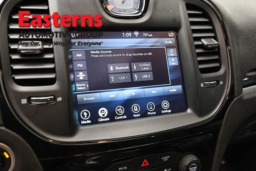 Used 2020 Chrysler 300 S image 19