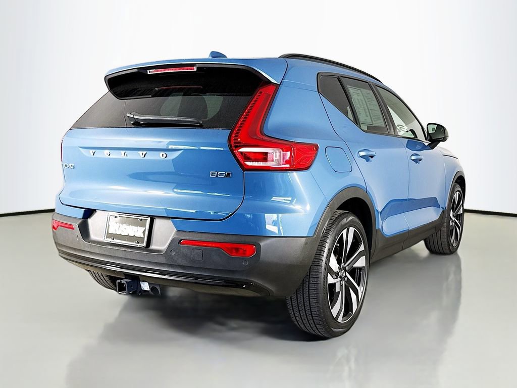 Used 2023 Volvo XC40 B5 Ultimate w/ Protection Package Premier image 7