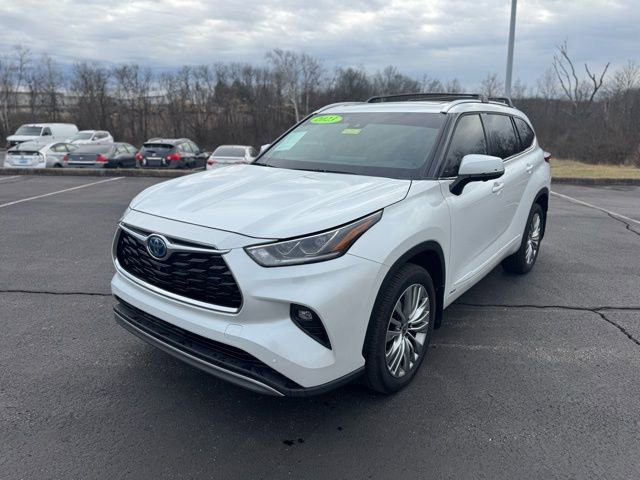 Used 2023 Toyota Highlander Platinum image 7