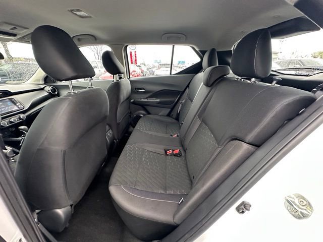Certified 2024 Nissan Kicks SV FWD image 28