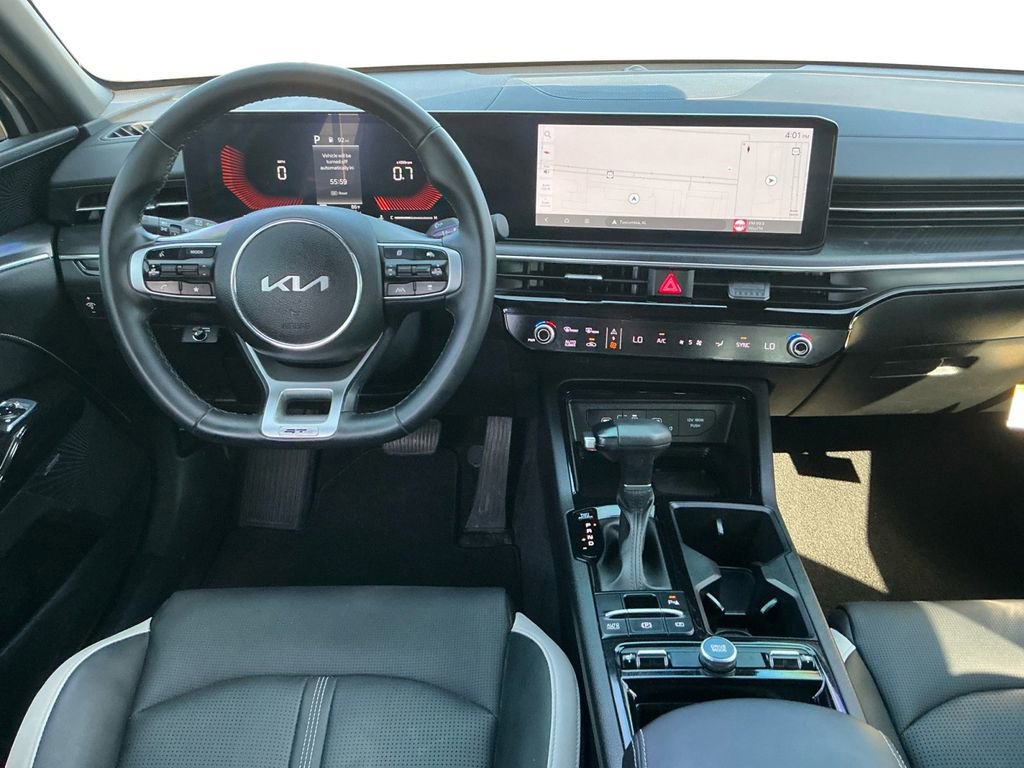 Used 2025 Kia K5 GT-Line w/ GT-Line Premium Package FWD image 17