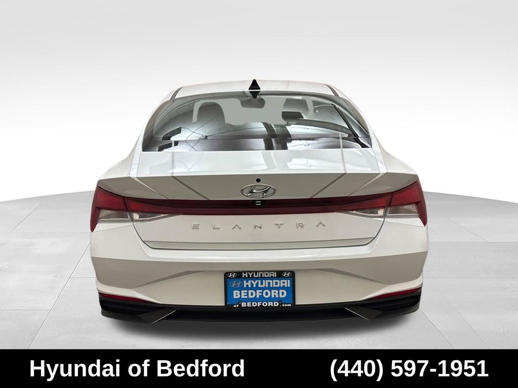 Used 2021 Hyundai Elantra SEL w/ Convenience Package FWD image 6