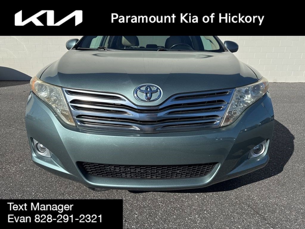 Used 2011 Toyota Venza AWD image 2