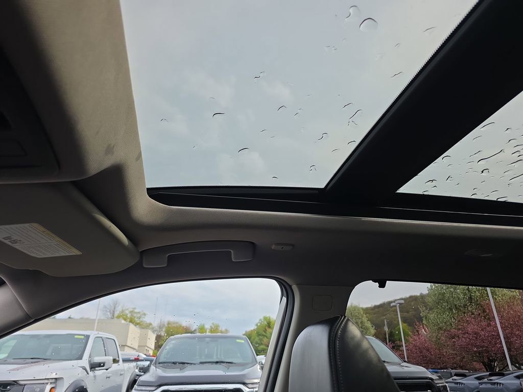 Used 2023 Nissan Rogue Platinum w/ Platinum Premium Package image 32