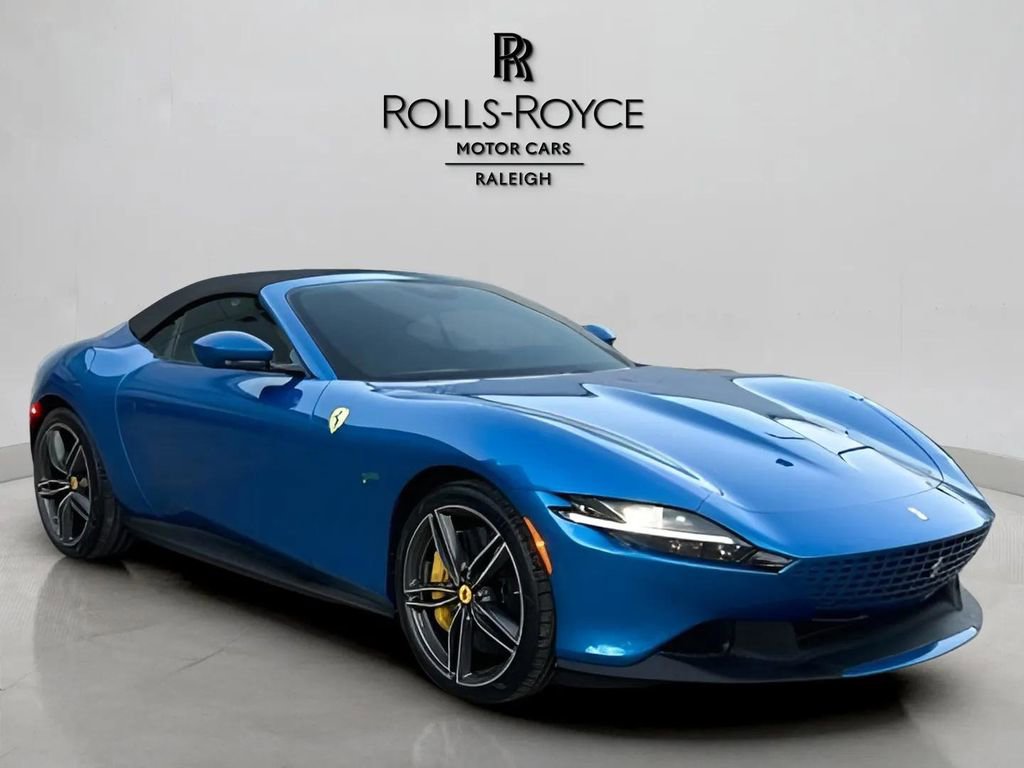 Used 2024 Ferrari Roma Spider image 5