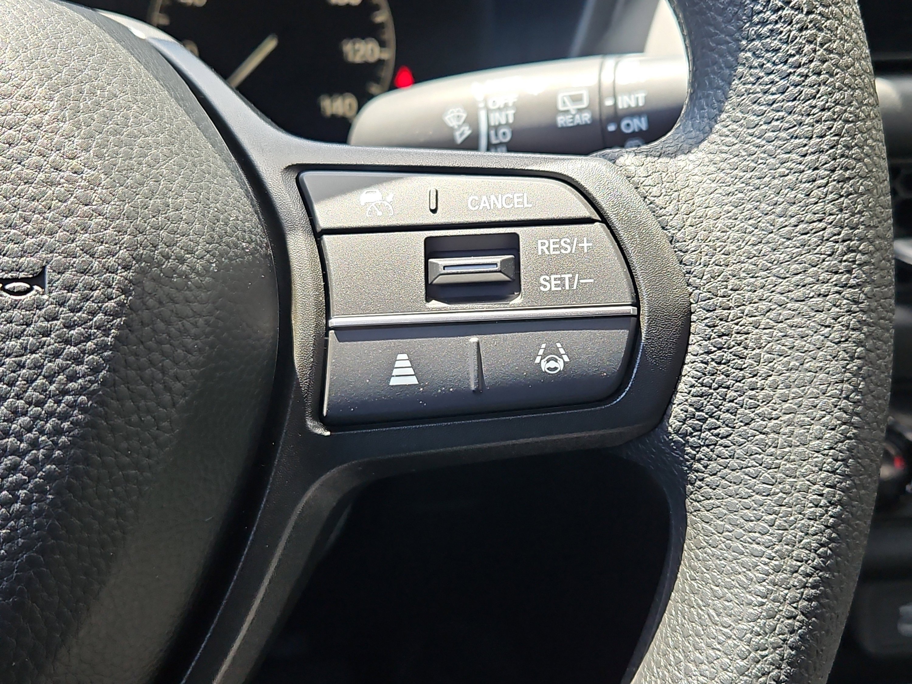 New 2027 Honda HR-V LX image 11