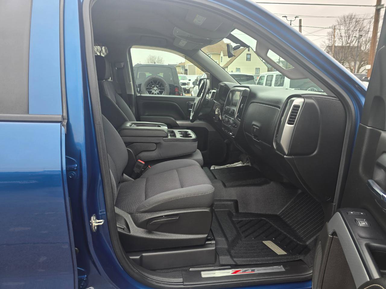 Used 2018 Chevrolet Silverado 1500 LT w/ All Star Edition image 14