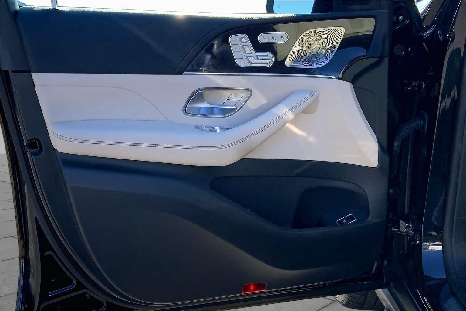 Certified 2025 Mercedes-Benz GLE 450 4MATIC image 21