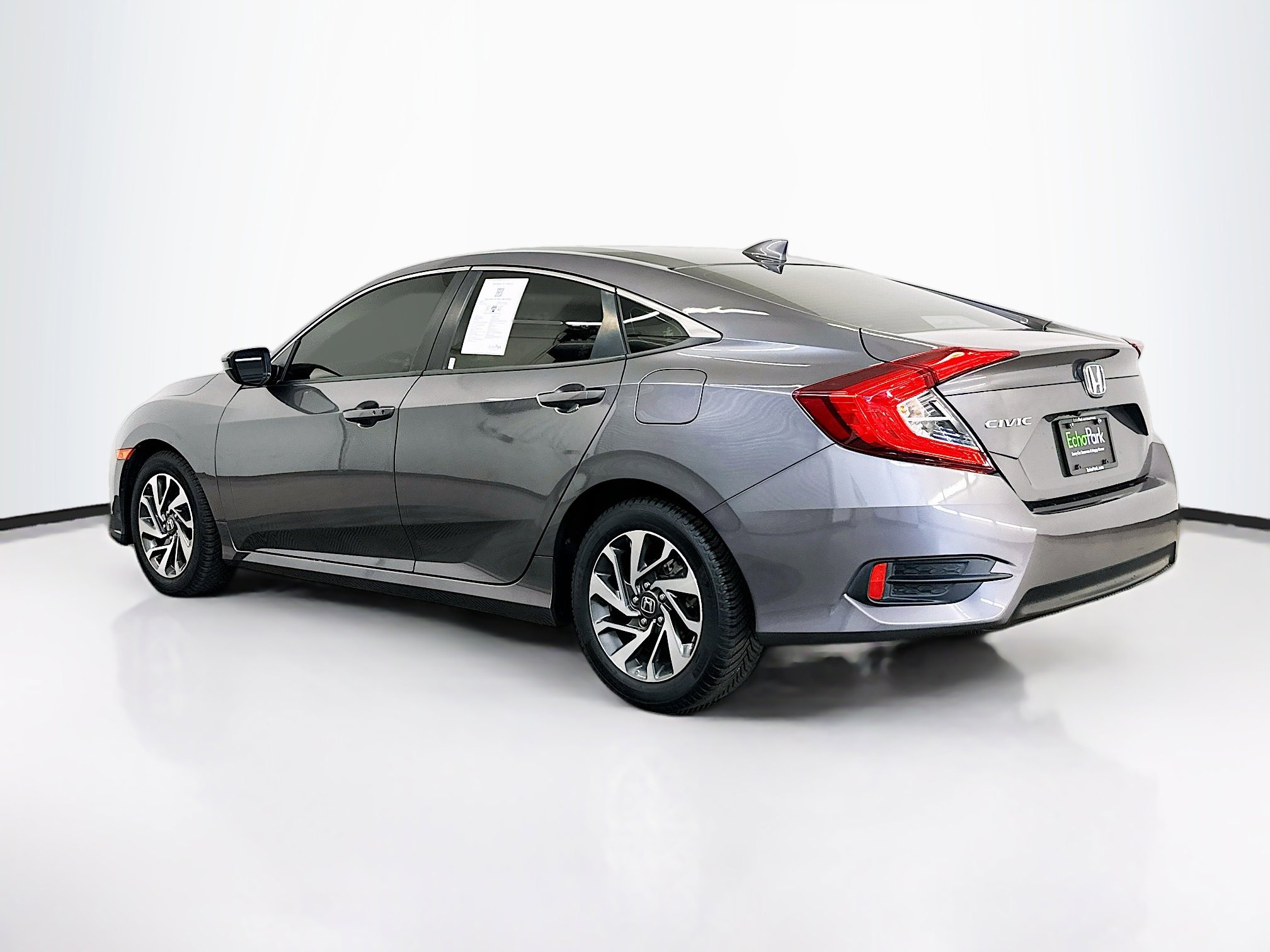 Used 2018 Honda Civic EX image 5