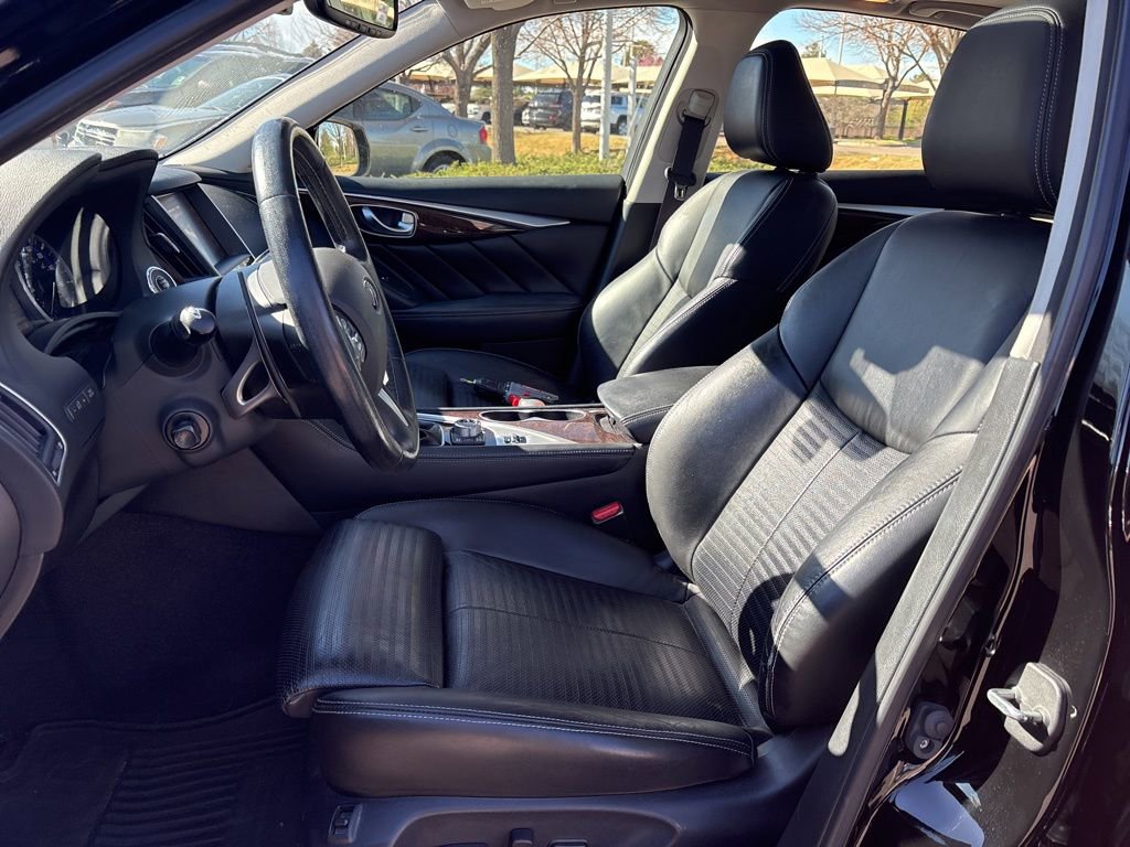 Used 2015 INFINITI Q50 Sport w/ Technology Package image 12