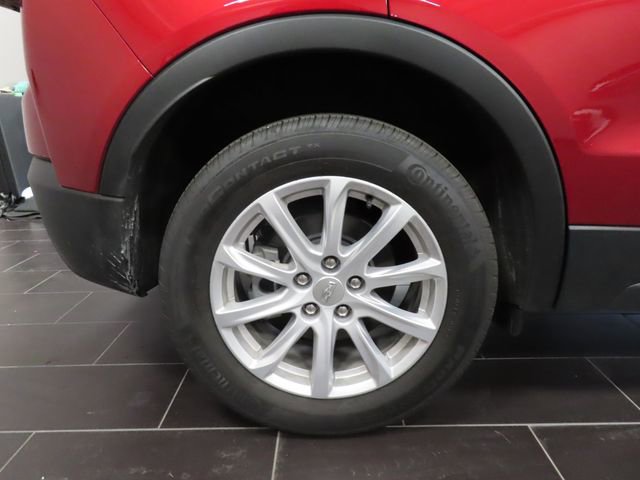 Certified 2023 Cadillac XT4 Luxury w/ Cold Weather Package FWD image 17