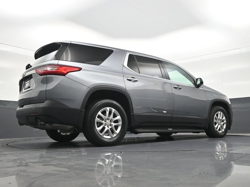 Used 2020 Chevrolet Traverse LS FWD image 33