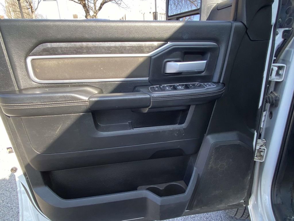 Used 2024 RAM 2500 Big Horn AWD/4WD image 13