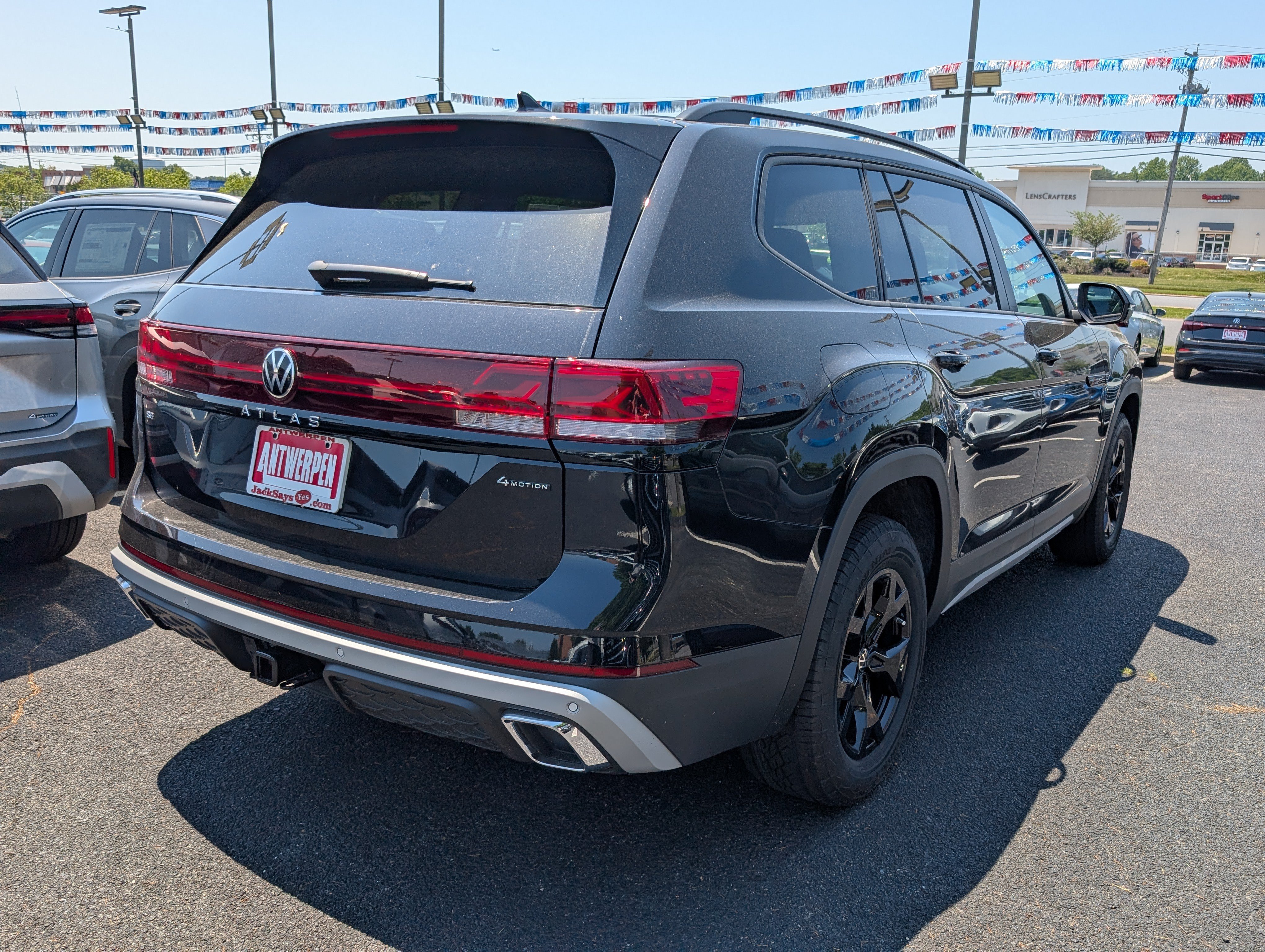 New 2026 Volkswagen Atlas Peak Edition AWD/4WD image 3