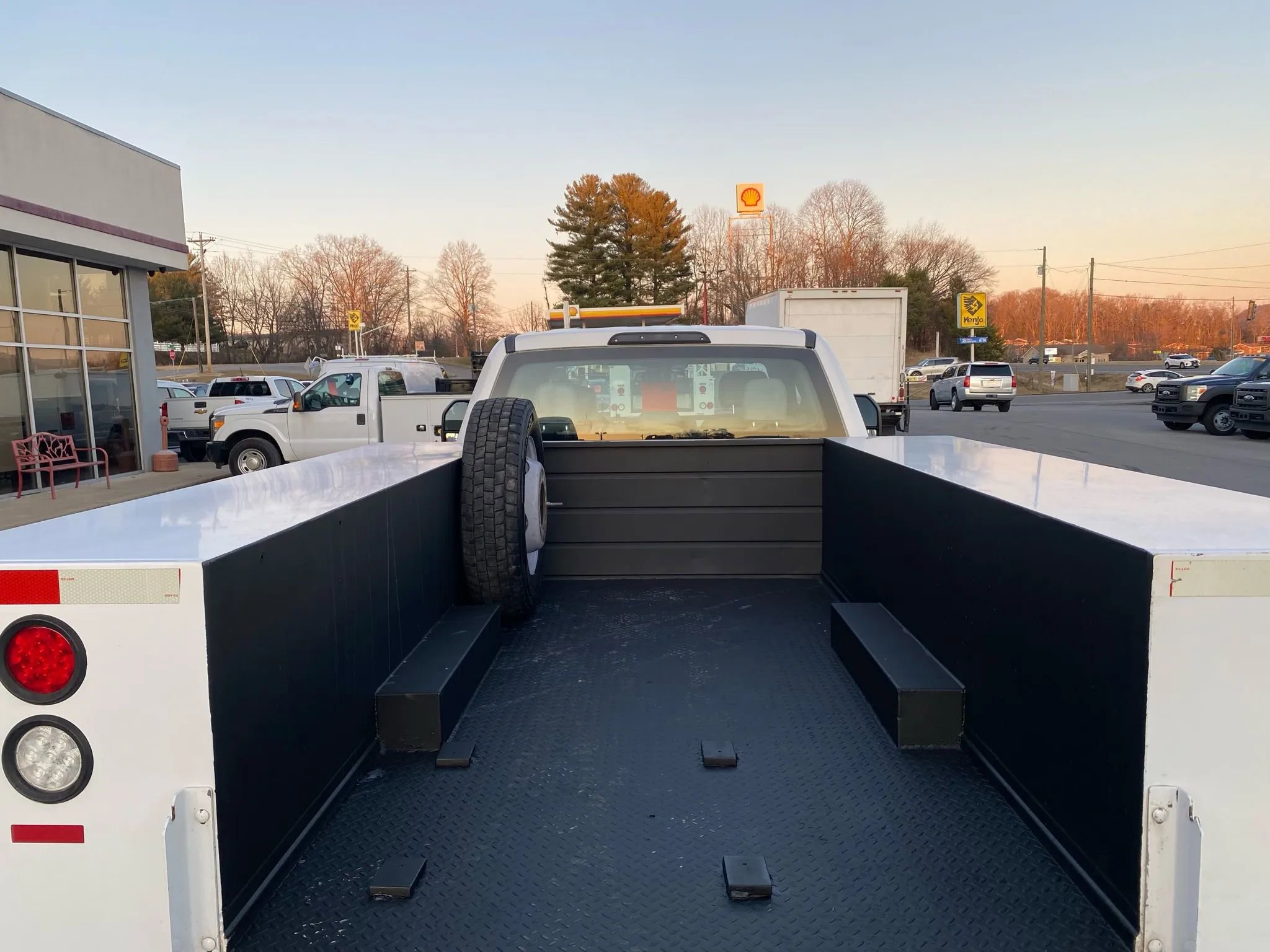 Used 2017 Ford F450 XL AWD/4WD image 34