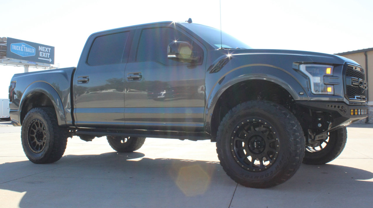 Used 2019 Ford F150 Raptor w/ Equipment Group 802A Luxury image 15