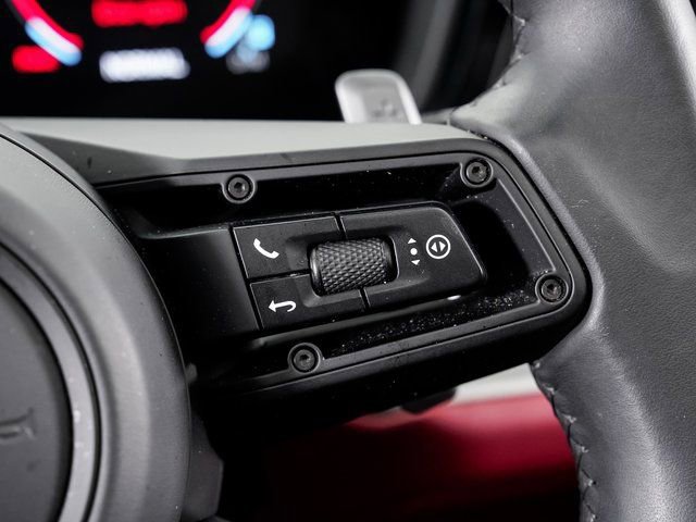 Certified 2025 Porsche Cayenne image 15