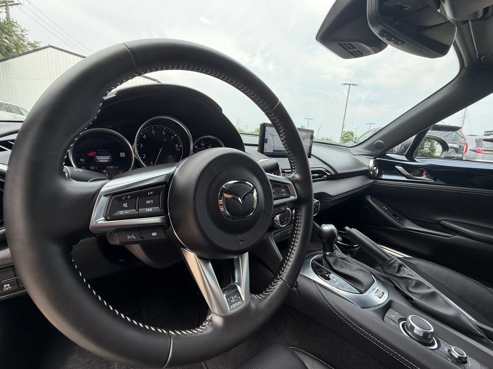 Used 2025 MAZDA MX-5 Miata Grand Touring RWD image 16