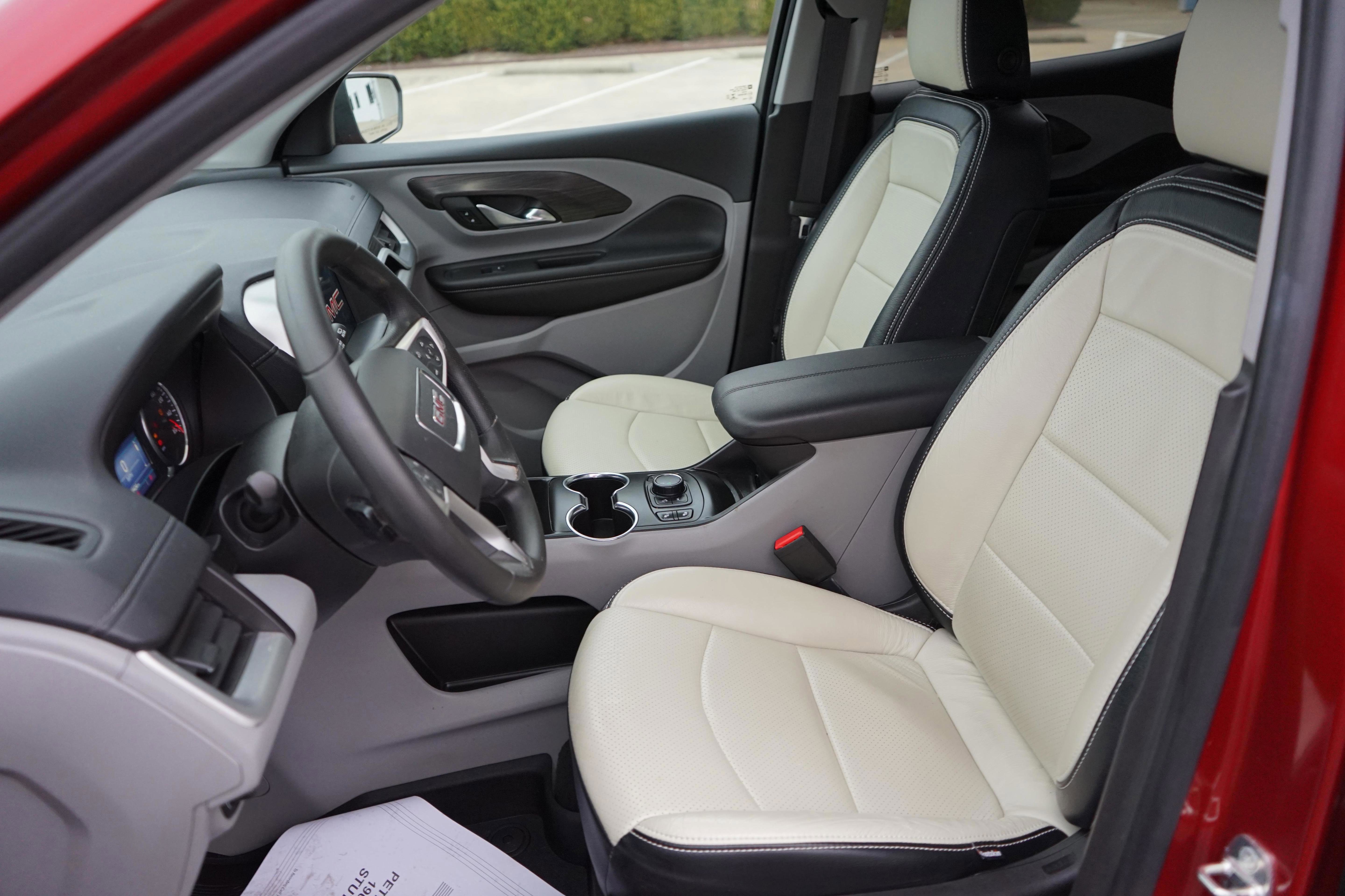 Used 2022 GMC Terrain SLE w/ Driver Convenience Package image 9