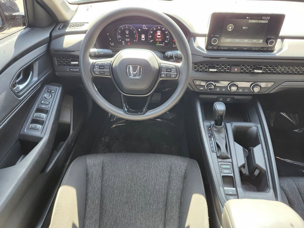Used 2025 Honda Accord SE image 15