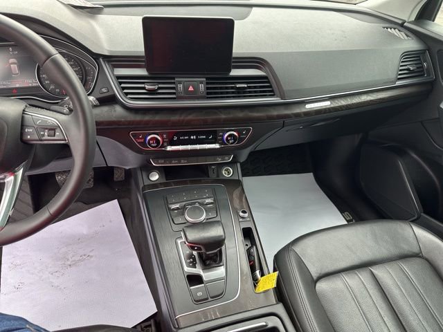 Used 2019 Audi Q5 2.0T Premium w/ Convenience Package image 11