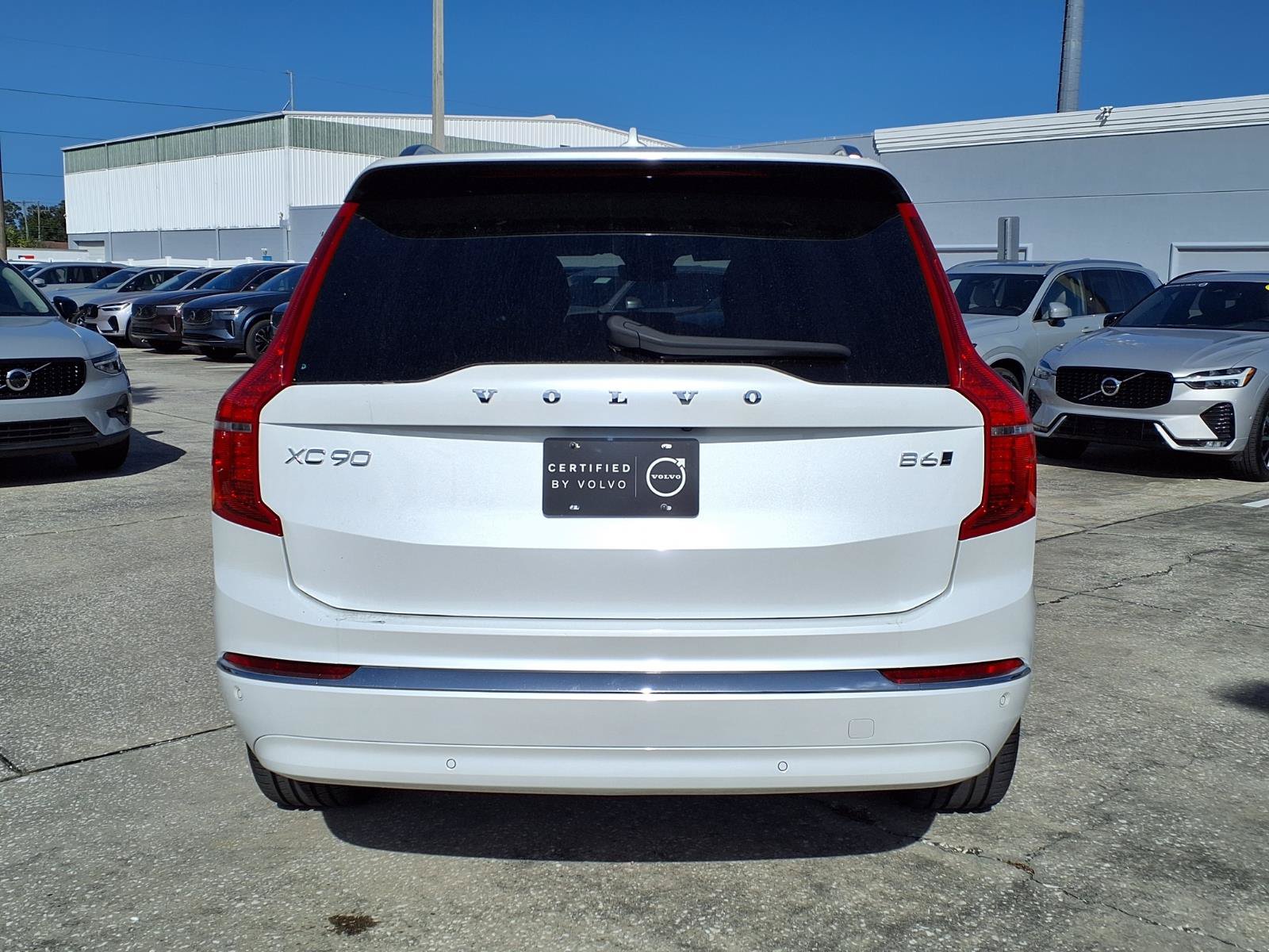 Certified 2025 Volvo XC90 B6 Ultra w/ Protection Package AWD/4WD image 6