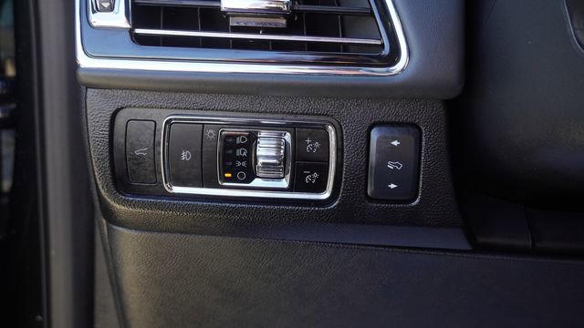 Used 2023 Lincoln Navigator L Black Label AWD/4WD image 23