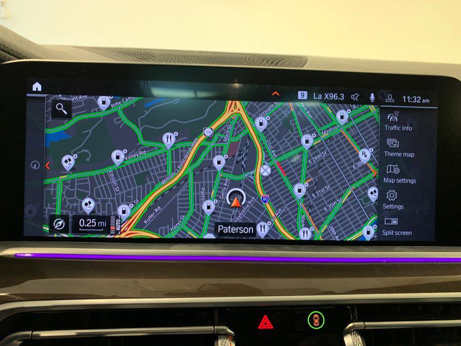 Used 2022 BMW X5 xDrive40i w/ Premium Package image 25