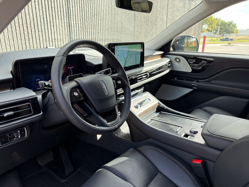 New 2026 Lincoln Aviator Reserve AWD/4WD image 10