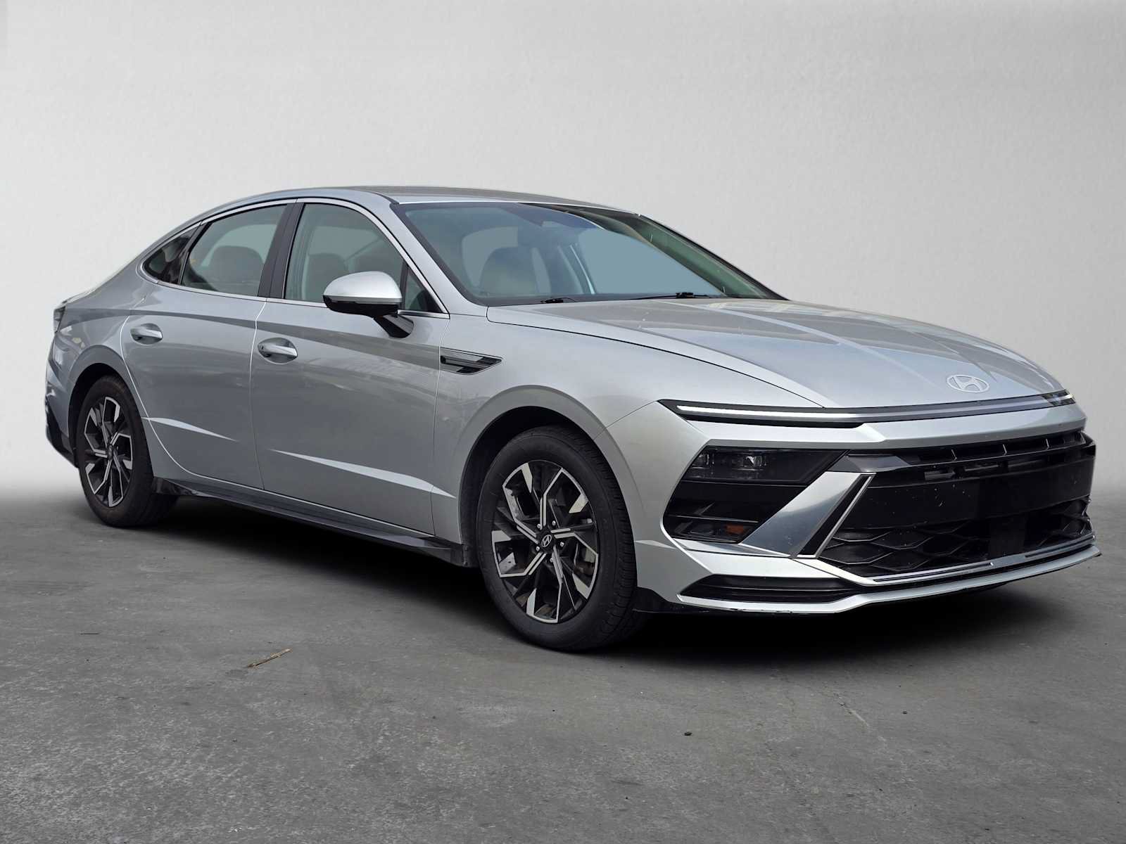 Used 2024 Hyundai Sonata SEL FWD image 7