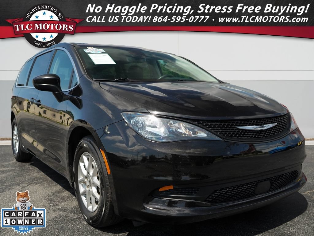 Used 2023 Chrysler Voyager LX FWD image 1
