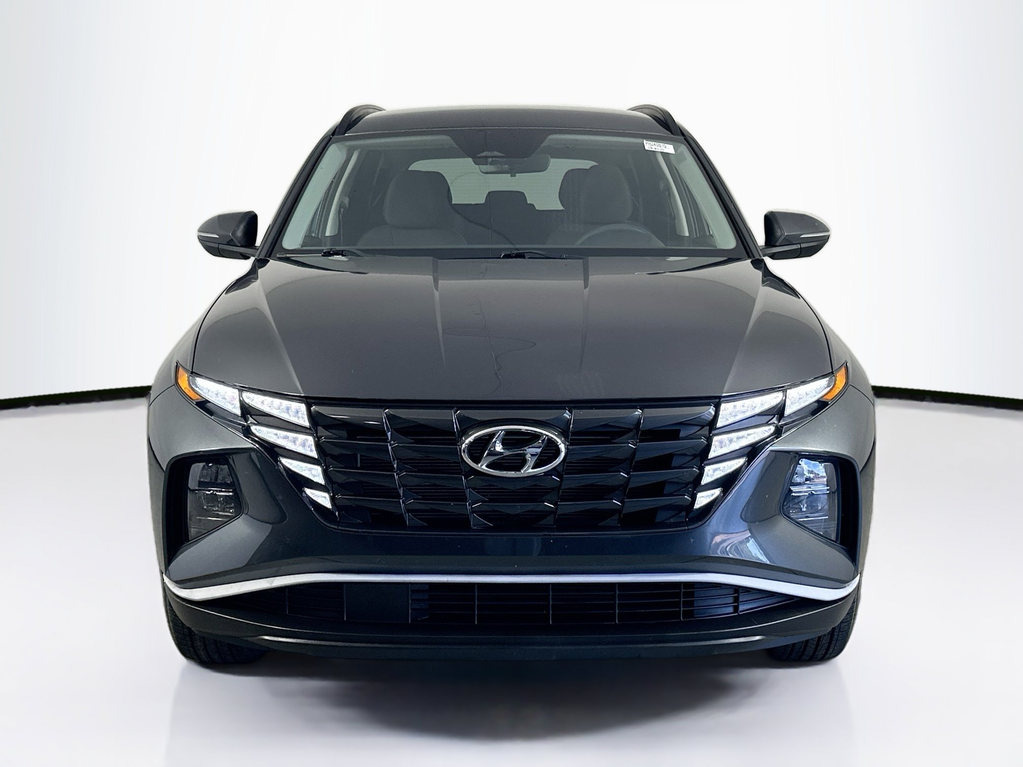Used 2023 Hyundai Tucson SEL FWD image 2