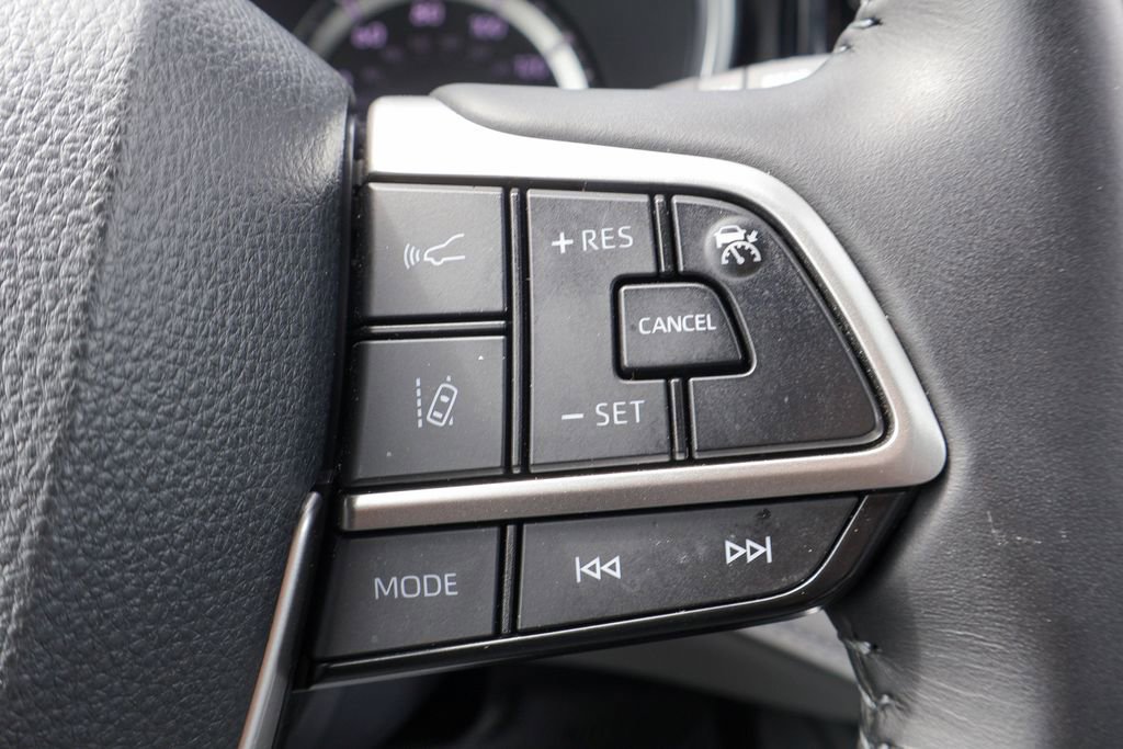 Used 2024 Toyota Highlander XLE image 15