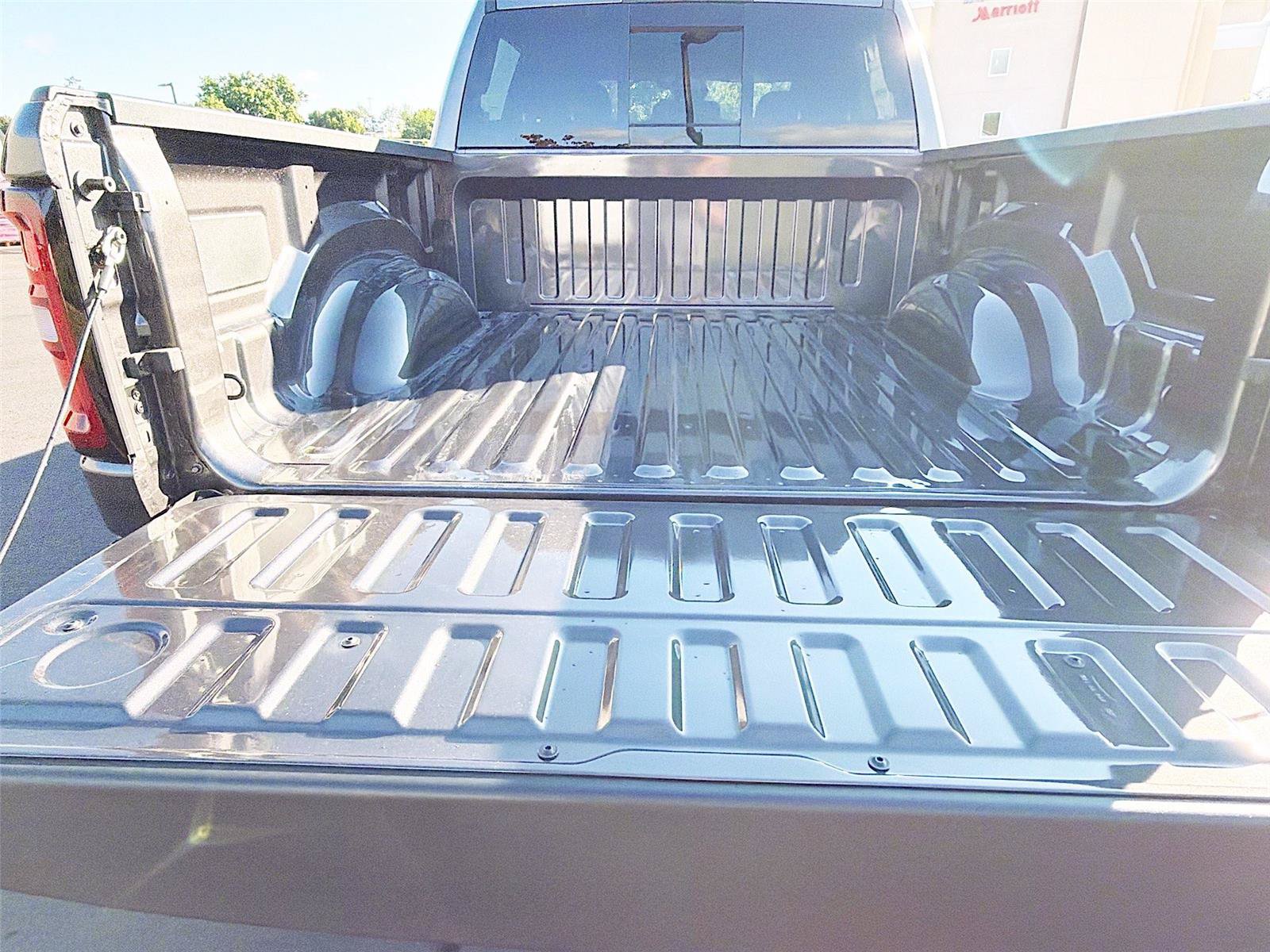 New 2026 RAM 1500 Warlock AWD/4WD image 14