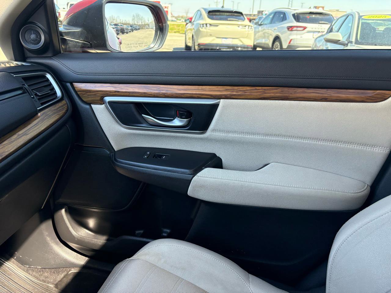 Used 2018 Honda CR-V EX image 23