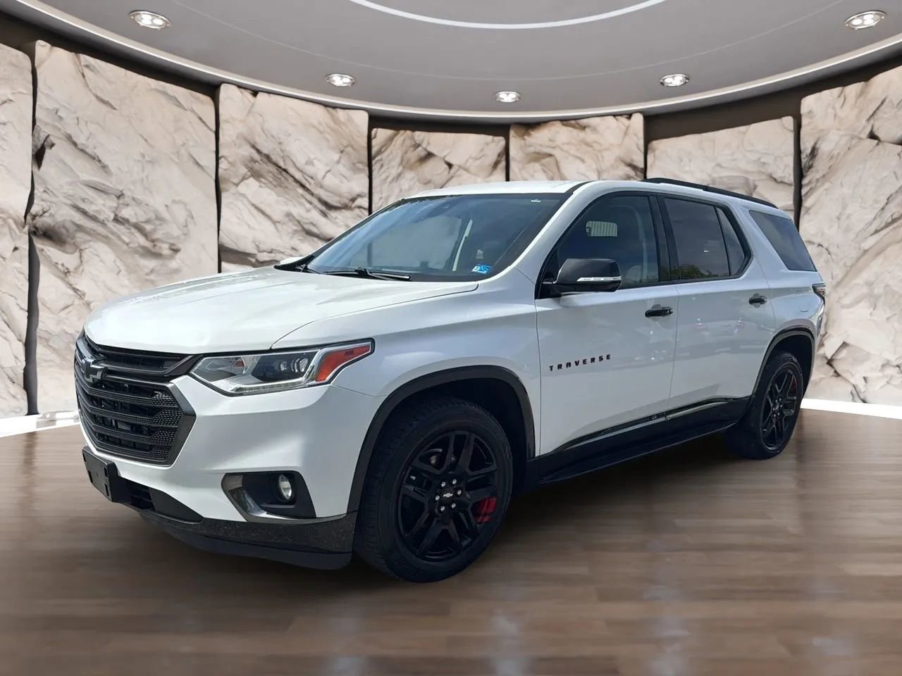 Used 2019 Chevrolet Traverse Premier w/ Redline Edition image 1