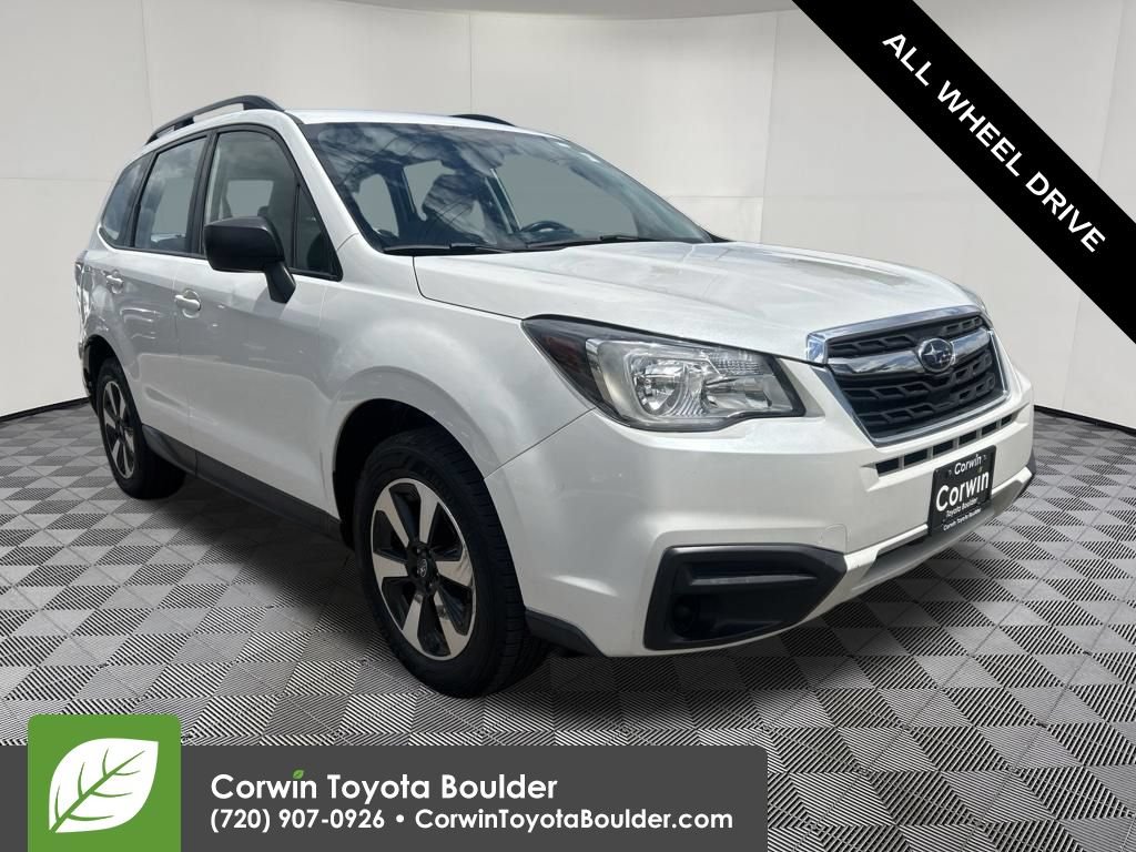 Used 2017 Subaru Forester 2.5i w/ Alloy Wheel Package