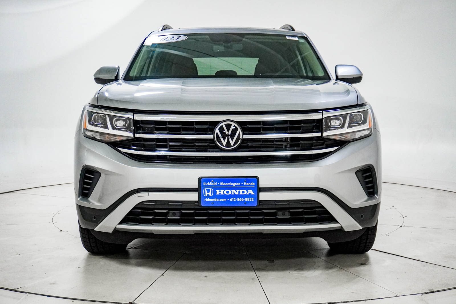 Used 2023 Volkswagen Atlas SE w/ Panoramic Sunroof Package AWD/4WD image 15
